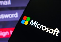 Атаки на користувачів сервісів обміну файлами SharePoint, OneDrive та Dropbox.